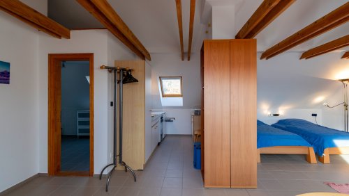 (AAA) Solides, helles Apartmenthaus in sehr guter Lage (33772-2)
