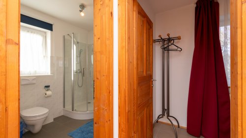 (AAA) Solides, helles Apartmenthaus in sehr guter Lage (33772-2)