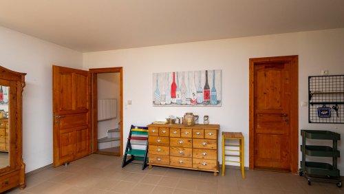 (AAA) Solides, helles Apartmenthaus in sehr guter Lage (33772-2)