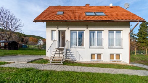 (AAA) Solides, helles Apartmenthaus in sehr guter Lage (33772-2)
