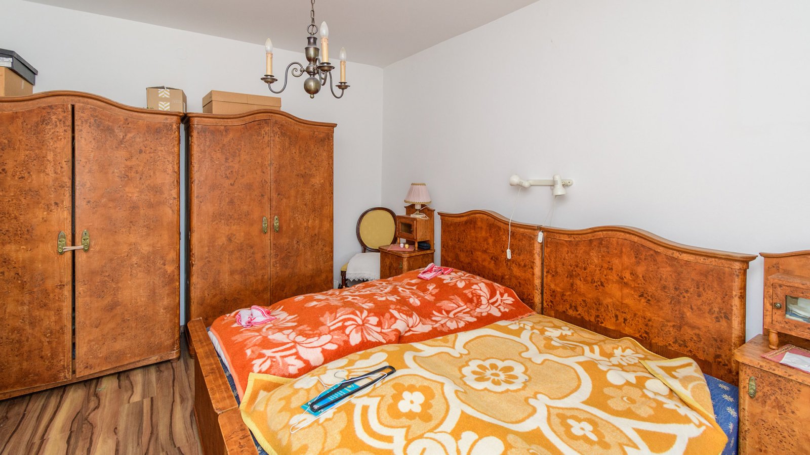 (ABA) Gaststätte / Restaurant mit Betreiberwohnung (33829)