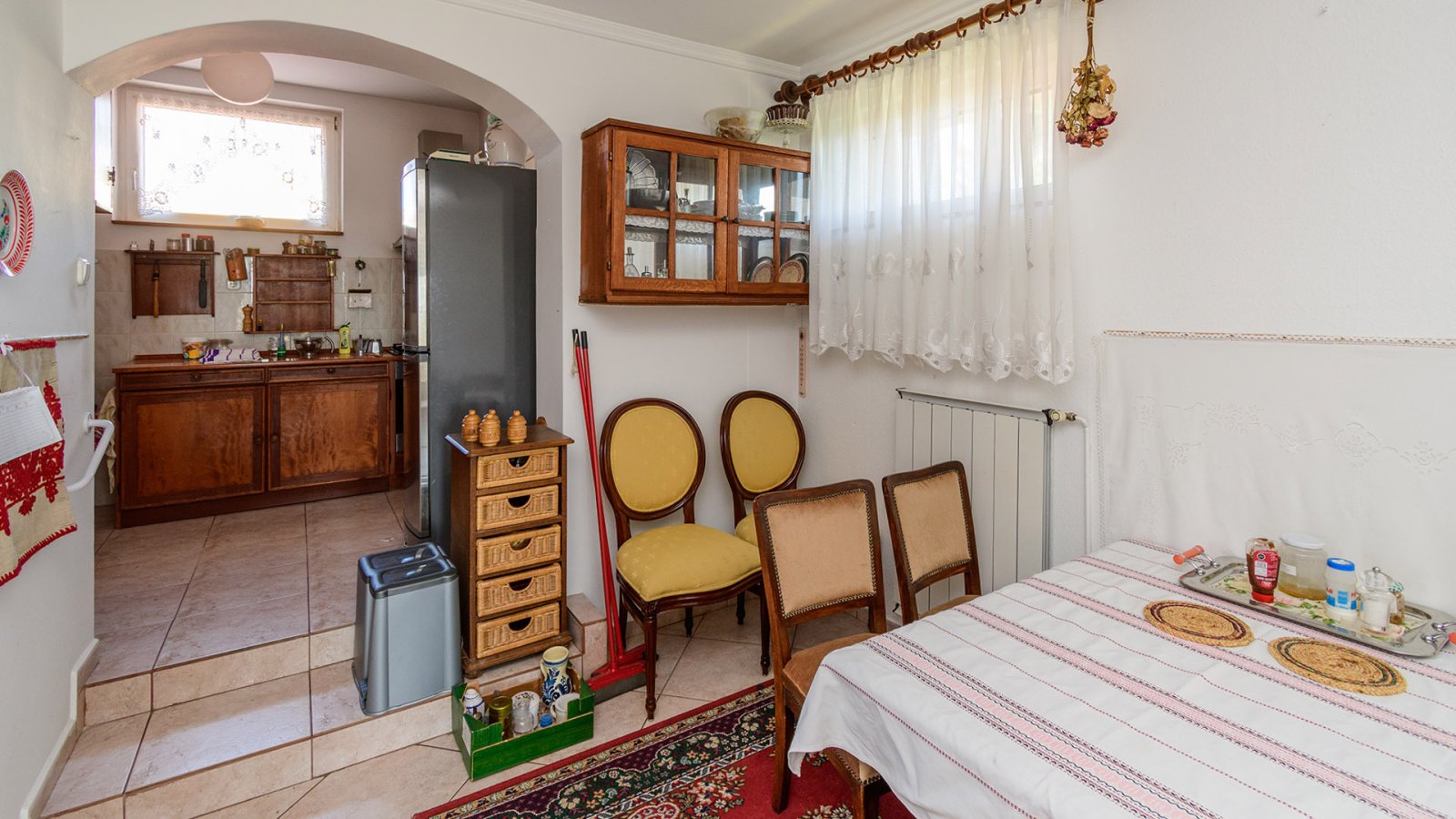 (ABA) Gaststätte / Restaurant mit Betreiberwohnung (33829)