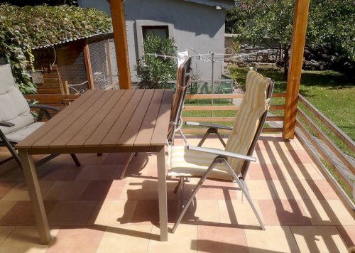 (AAA) Bürgerliches Einfamilienhaus in der Gartenlage der netten Gemeinde Tapolca (EH006)