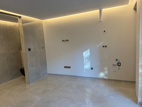 (AAB) Exklusives, luxuriös gestaltetes Apartment in betser Lage (KK022)