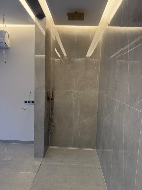 (AAB) Exklusives, luxuriös gestaltetes Apartment in betser Lage (KK022)