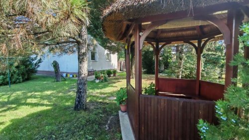(BAA) Schönes Reetdachhaus an der österreichischen Grenze (WH1601)