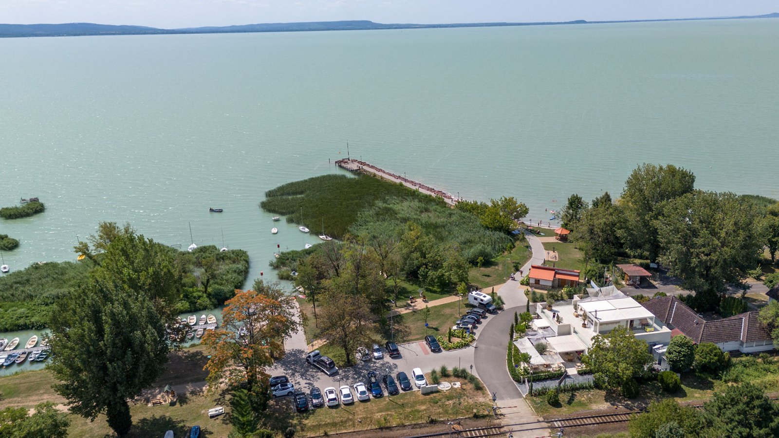(AAA) Hochwertiges Objekt (Gewerbe od. Privat) direkt am Balaton