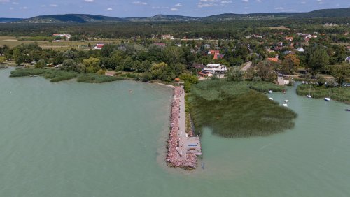 (AAA) Hochwertiges Objekt (Gewerbe od. Privat) direkt am Balaton (44085)
