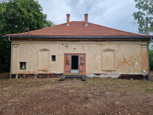 (ACA) Altes Schulhaus im Jugendstil mit viel Potential (ROG08)