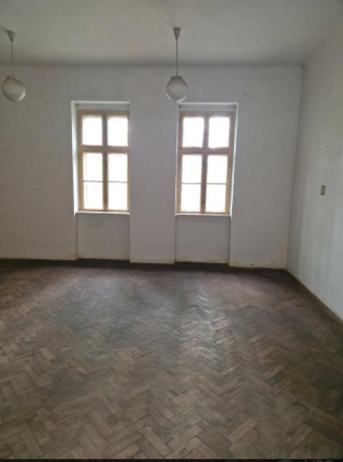 (ACA) Altes Schulhaus im Jugendstil mit viel Potential (ROG08)