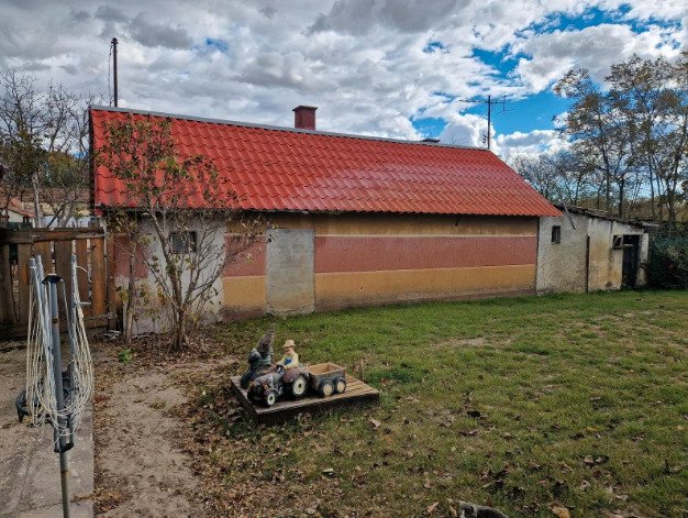(ABA) Teilrenovierter Bauernhof in Südungarn (ROG12)