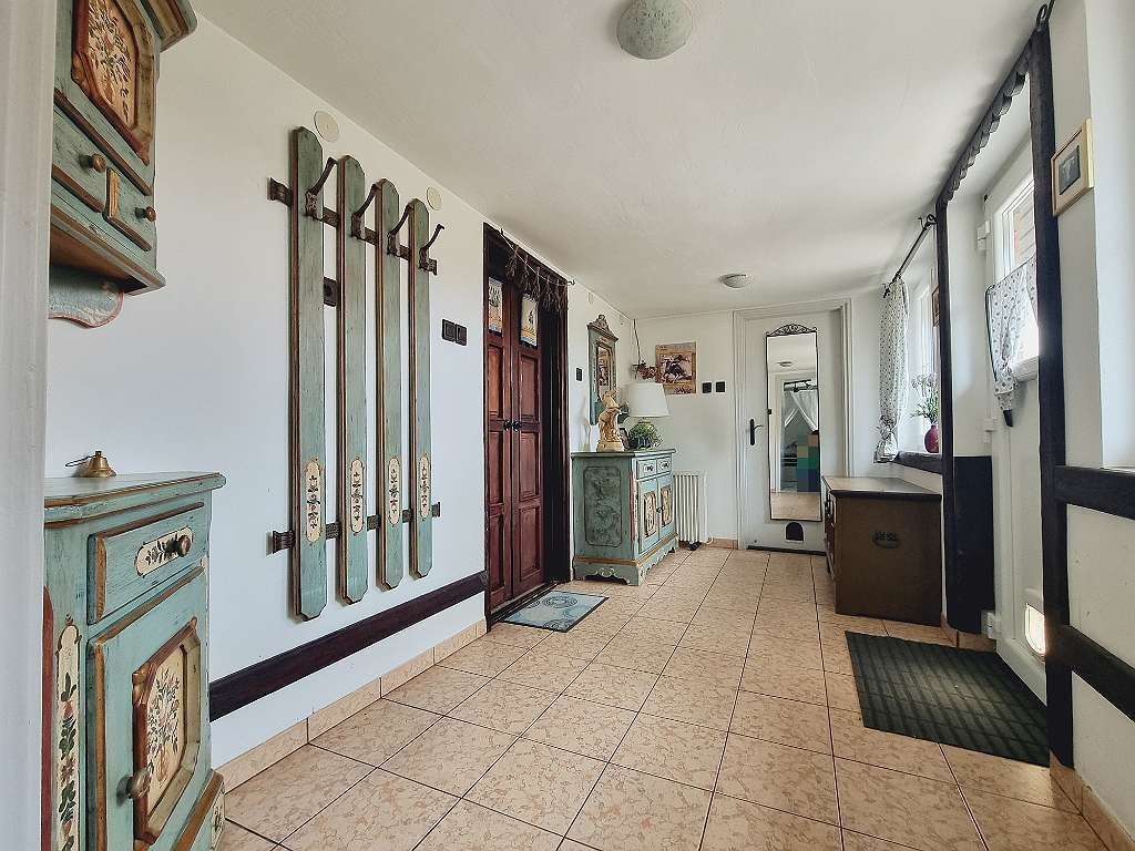 Großer Pferdehof mit Haupthaus & 3 Gäste-Apartments (WH0220-3)