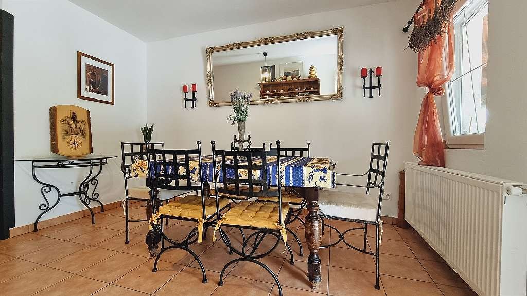 Großer Pferdehof mit Haupthaus & 3 Gäste-Apartments (WH0220-3)