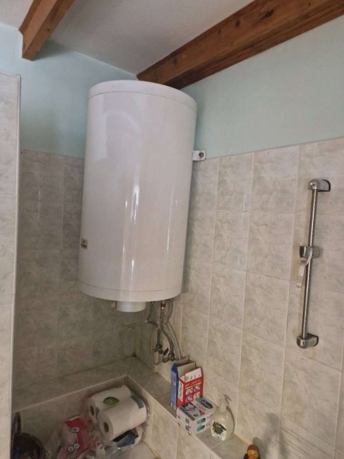 (AAA) Ein tolles renoviertes Landhaus mit großem Grund in ruhiger Lage (ROG03)