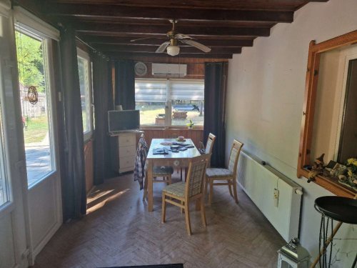 (AAA) Ein tolles renoviertes Landhaus mit großem Grund in ruhiger Lage (ROG03)