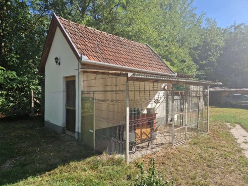 (AAA) Ein tolles renoviertes Landhaus mit großem Grund in ruhiger Lage (ROG03)