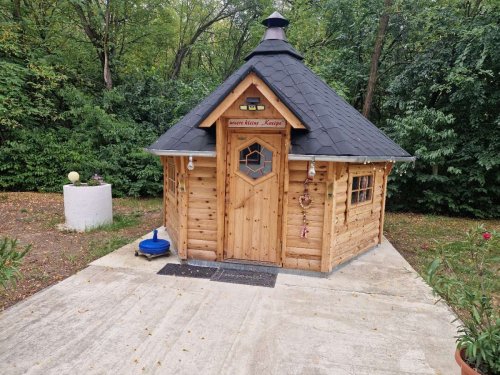 (AAA) Ein tolles renoviertes Landhaus mit großem Grund in ruhiger Lage (ROG03)
