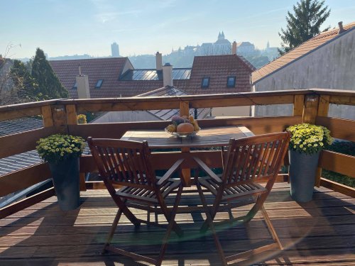 (AAA) Tolles Familienhaus mit Blick auf die Burg (KK035)