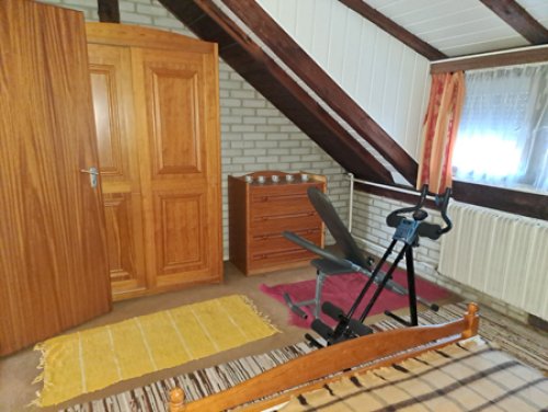 (AAA) Zweigenerationenhaus + Studio-Apartment Nähe Österreich (IMM523)