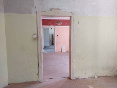 (ACA) Renovierungsbedürftiges Herrenhaus mit viel Potential (BKM09)