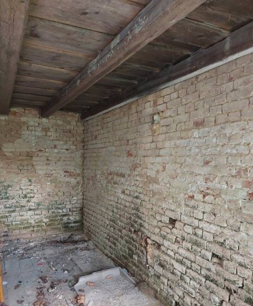 (ACA) Renovierungsbedürftiges Herrenhaus mit viel Potential (BKM09)