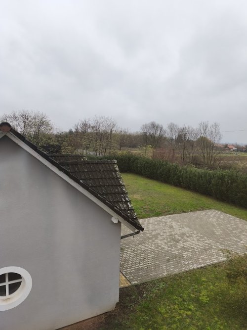 (AAA) Großes gepflegtes Familienhaus / Pension / Wohngemeinschaft (KK038)