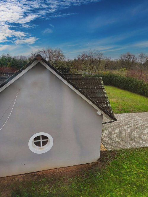 (AAA) Großes gepflegtes Familienhaus / Pension / Wohngemeinschaft (KK038)