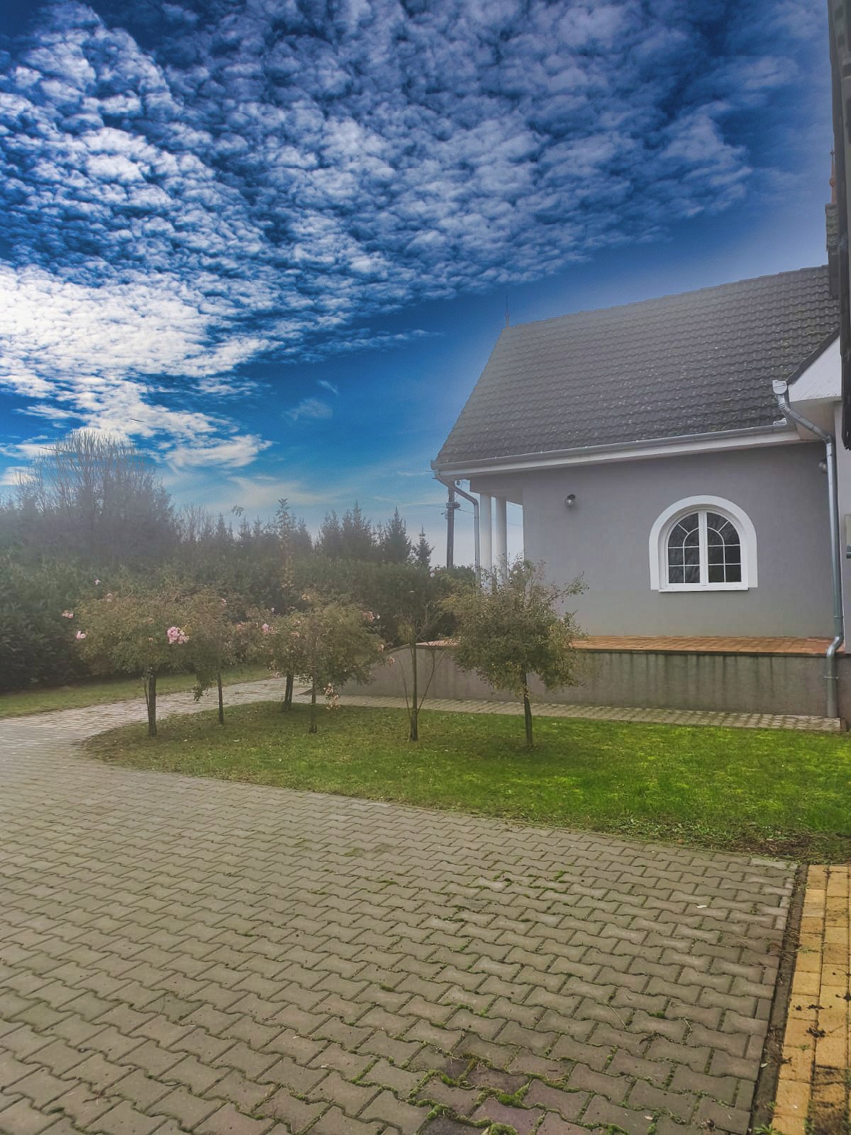 (AAA) Großes gepflegtes Familienhaus / Pension / Wohngemeinschaft