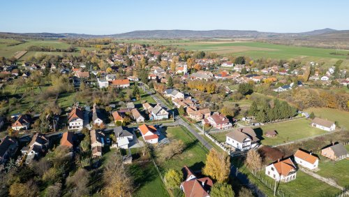 (AAA) In Renovierung befindliches Einfamilienhaus in ruhiger Lage (33861)