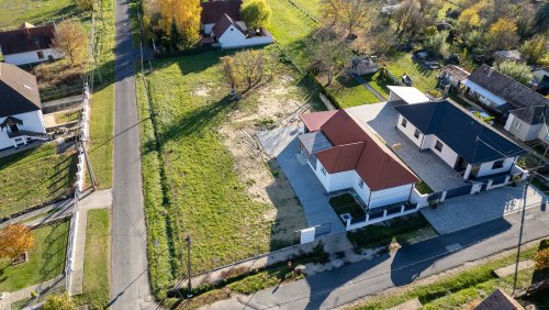 (AAA) In Renovierung befindliches Einfamilienhaus in ruhiger Lage (33861)