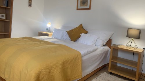 (AAA) Schönes Anwesen mit Ferienwohnungen oder Mehrgenerationenhaus (33863)