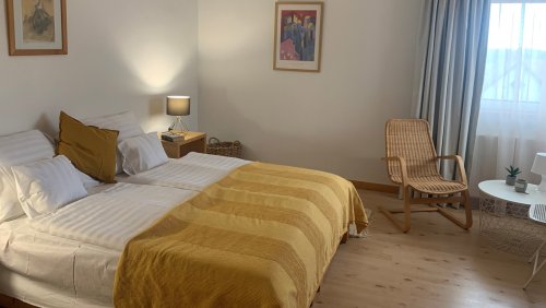 (AAA) Schönes Anwesen mit Ferienwohnungen oder Mehrgenerationenhaus (33863)