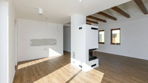 (AAA) Modernes Einfamilienhaus mit Nähe zum Balaton (33856)