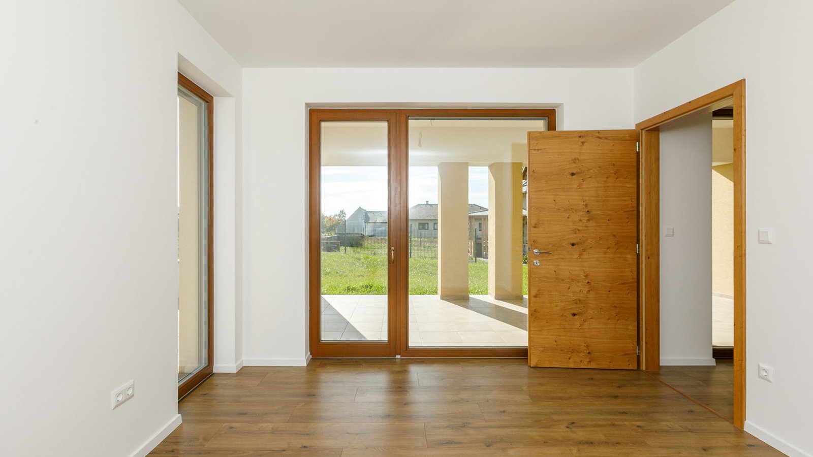 (AAA) Modernes Einfamilienhaus mit Nähe zum Balaton (33856)
