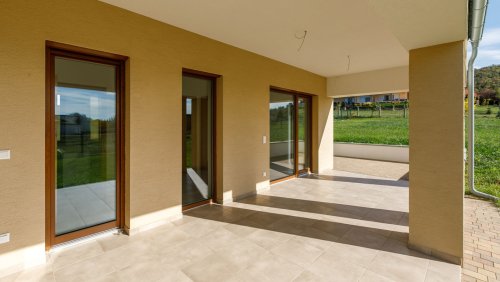 (AAA) Modernes Einfamilienhaus mit Nähe zum Balaton (33856)