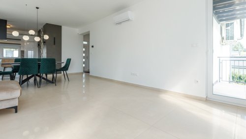 (AAA) Bungalow mit Panoramablick auf den Balaton (33500)