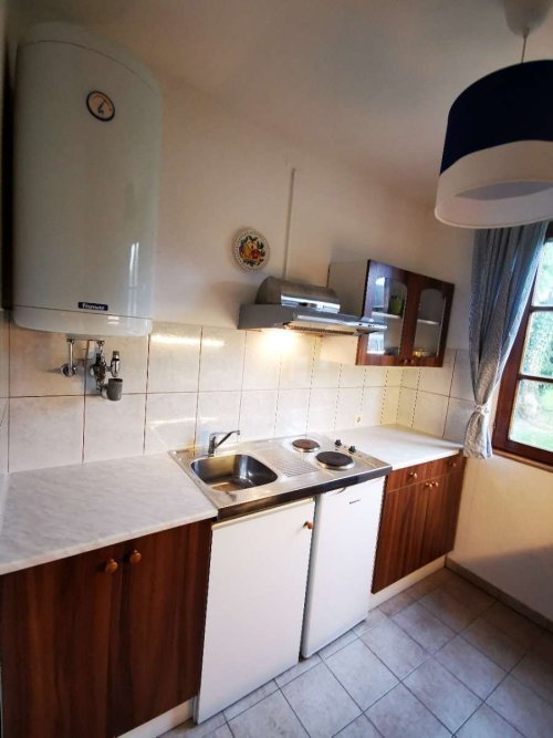 (AAA) Entzückendes Haus Nähe Österreich mit großem Garten, Brunnen &amp; Nebengebäuden (WH7617)