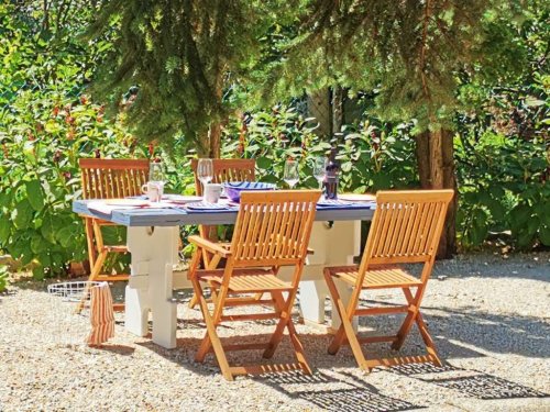 (AAA) Entzückendes Haus Nähe Österreich mit großem Garten, Brunnen &amp; Nebengebäuden (WH7617)