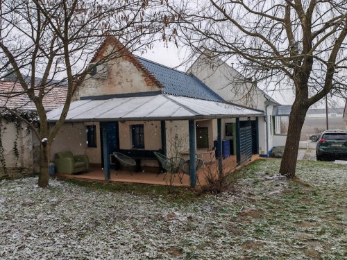 Historisches Bauernhaus liebevoll restauriert in guter Lage (KEC02-2)
