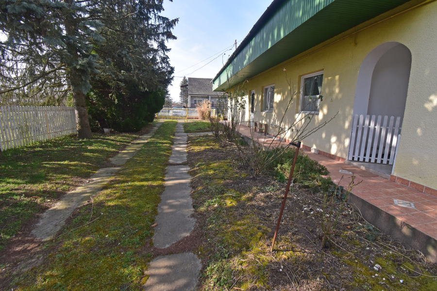 (AAA) Renoviertes Haus in ruhigem Dorf zu verkaufen (FER2602-2)