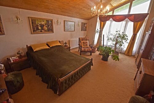 (AAA) Renoviertes Haus in ruhigem Dorf zu verkaufen (FER2602-2)