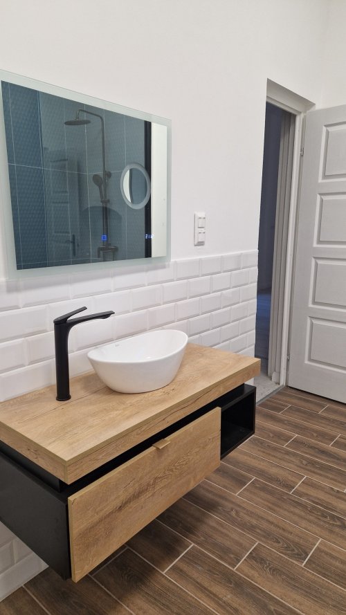 (AAA) Sehr schön renoviertes Landhaus (FB7516)