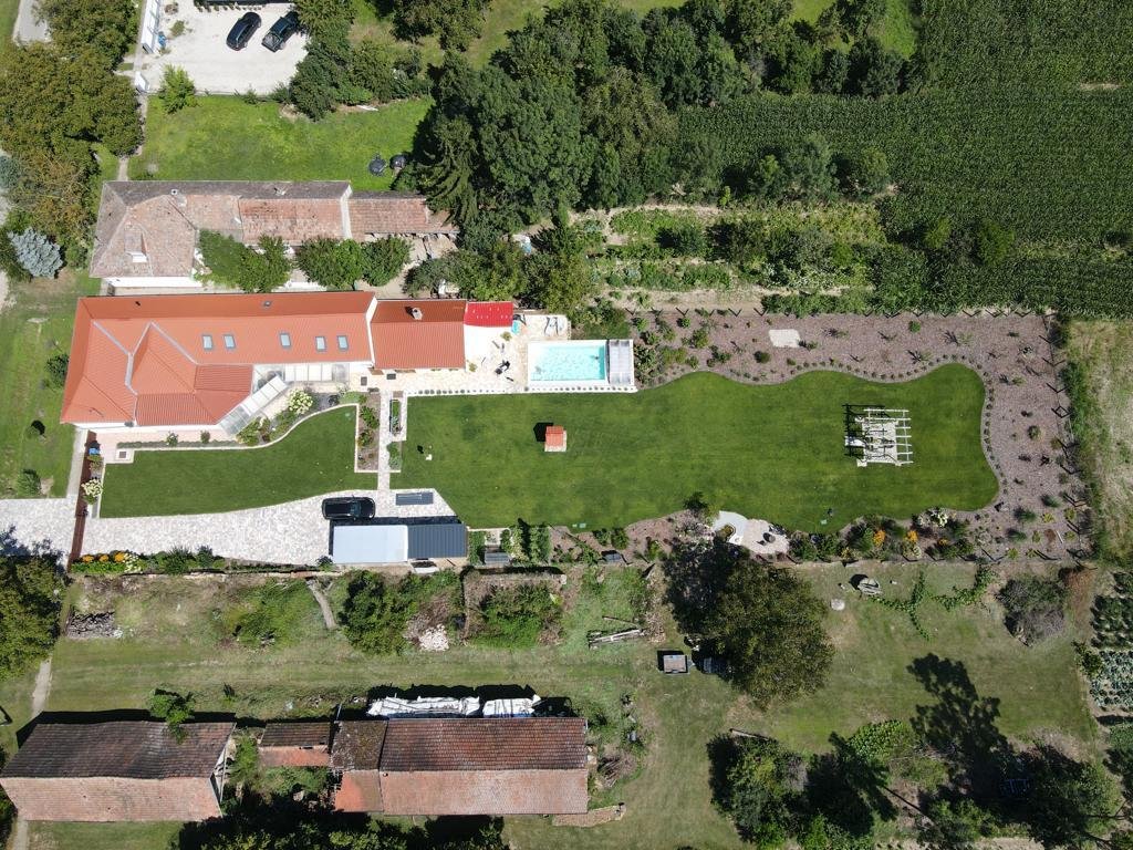 (BAA) Traumhaftes Landhaus, Schweizer Standard, mit Pool