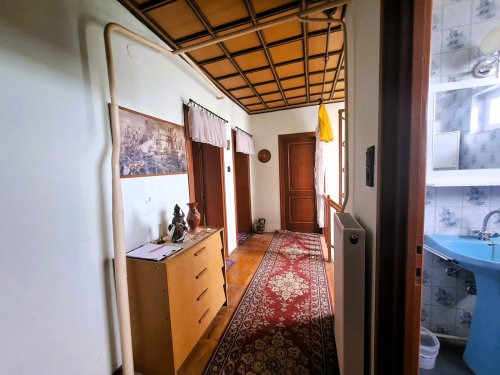(ABA) Großes Wohnhaus mit 3 Einheiten zum äusserst fairen Preis (SIK03)