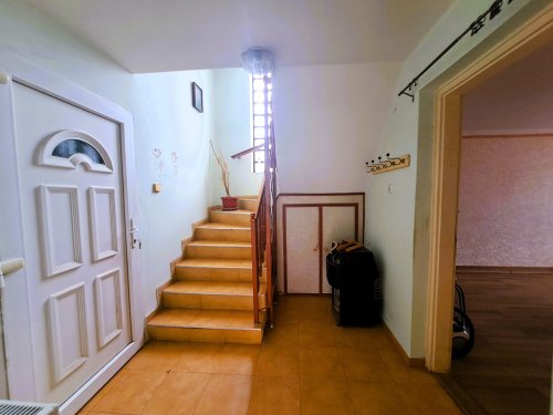(ABA) Großes Wohnhaus mit 3 Einheiten zum äusserst fairen Preis (SIK03)