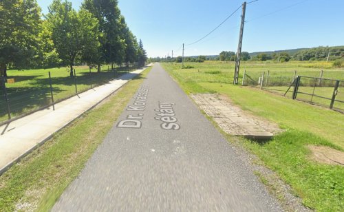 (A-A) Hervorragende Bau-Grundstücke am Thermalbad (CM255)