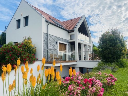 (AAA) Wunderschönes Landhaus / Apartmenthaus mit Panoramablick auf den Balaton (IN9276)