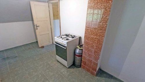 (ABA) Kleines Weinberghäuschen in fast Alleinlage, kann sofort bezogen werden (FER0712)