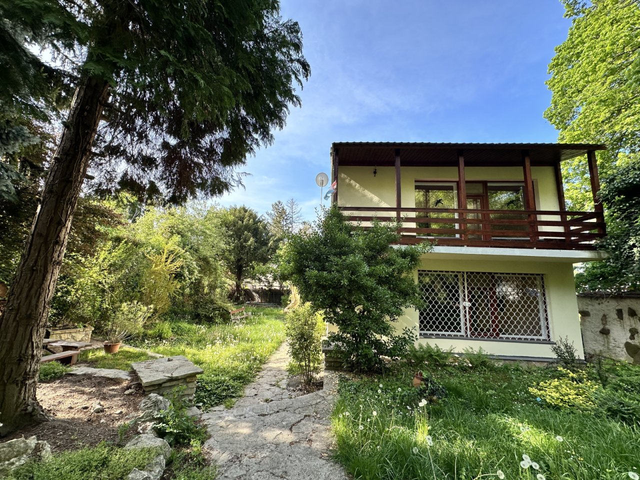 (ABA) Einzigartiges Haus in einzigartiger Lage am Balaton (DRN02)