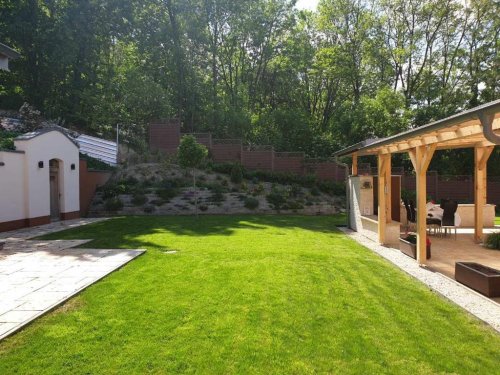 (AAA) Luxuriöses Seminar- oder Familienhaus mit Wellnessoase bei Österreich (IMM532)